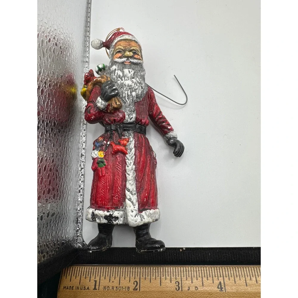 Vintage 1978 Santa Claus Bag of Toys Figure Ornament S.D.I Hong Kong Blow Mold